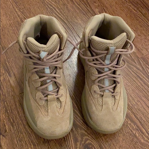 Yeezy Other - Adidas